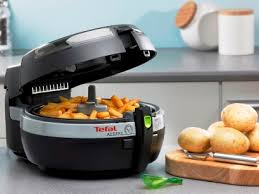 Des Frites Sans Huile Avec La Friteuse Actifry De T Fal Dans Notre Maison