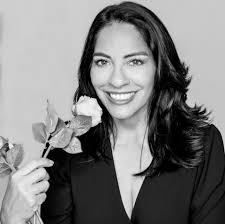 Débora Velasquez Fashion Designer & Relooking  (@deboravelasquez.fashiondesigner) • Facebook