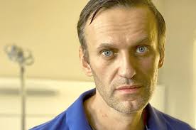 A russian agent sent to tail alexey navalny has revealed how a lethal toxin was secreted in the underpants of the opposition leader. Kremlin Critic Navalny Released From Hospital After Poisoning Attack Daily Sabah