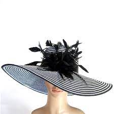Derby Hat With Black Stripped Rooster Feathers And Roses Kentucky 70 Liked On Polyvore White Derby Hat Kentucky Derby Hats Derby Hats