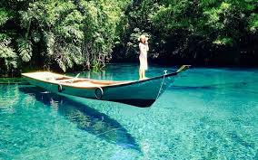 Labuan cermin paling indah dinikmati saat jam 12 siang saat matahari. Danau Labuan Cermin And Its Unique Charm Sarah Beekmans Bali