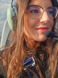 Do they hand stamp for re-entry at Dollywood when using friend passes?