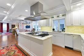 Cabinet refacing often saves homeowners up to half the cost of buying new kitchen cabinets. 255 Lotte Rd Ridgewood Nj 07450 Mls 3645514 Coldwell Banker