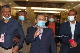 Kuala lumpur, sept 3 — the high court was told today that a former special political officer to tan sri mohd isa abdul samad was given rm2 million as a token of gratitude for. Isa Samad To Answer 9 Corruption Counts Freed Of Cbt Charge Nsttv