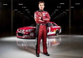 James christopher mcmurray (born june 3, 1976), nicknamed jamie mac, is an american former professional stock car racing driver and currently an fox sports officials confirmed wednesday that jamie mcmurray has joined its nascar broadcast team as an analyst for the 2019 season. Jamie Mcmurray Net Worth Salary Wife Age Wiki Bio Celebritydig