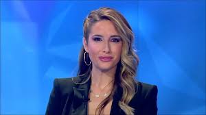 She studied in the liceo scientifico and then she studied jurisprudence. Esclusiva Giorgia Rossi La Passione E L Amore Per Il Calcio Alla Base Del Mio Lavoro Gol Di Tacco A Spillo