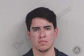 Alan Sotomayor's Instagram, Twitter & Facebook