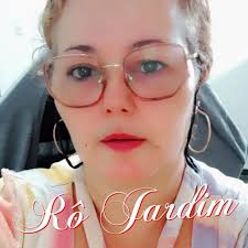 Não consigo nem imaginar o tamanho da sua dor, mas estarei orando e pedindo  a Deus sua restauração 🙏