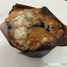 Review Mcdonald S Blueberry Muffin Apple Fritter And Cinnamon Roll The Impulsive Buy