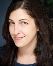 Danielle Berg's Instagram, Twitter & Facebook