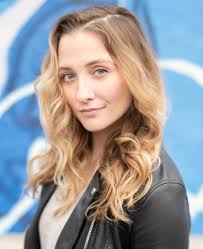 Mckenzie Hobbs's Instagram, Twitter & Facebook