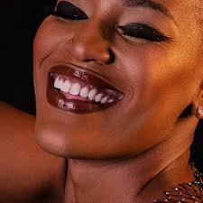 Lee Ayers (@LeeAyers285952)