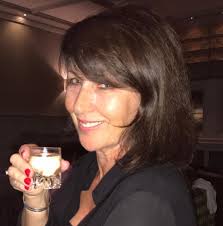 Would anyone know if there is somewhere I could get this photo to look like  it did originally. Thank you.