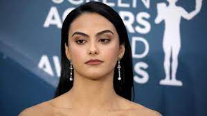 She gained fame for portraying veronica lodge on the cw's teen drama television series 'riverdale'. Camila Mendes Panikattacken Beim Riverdale Dreh Kurier At