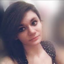 Esther Simon's Instagram, Twitter & Facebook