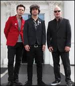 Billie Joe Armstrong Appears In Deleted Scene Of This Is 40 Unless you're taking a peek at this deleted scene, you won't catch billie joe armstrong's hilarious this is 40 cameo on the big screen. rttnews
