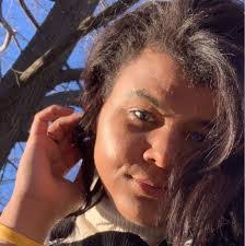 Rachel Estes's Instagram, Twitter & Facebook