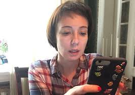 Обычно актриса носит короткую стрижку «под мальчика». Svezha I Solnechna Chulpan Hamatova Stala Blondinkoj Foto Do I Posle Shou Biznes Metro