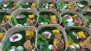 Menyediakan daily catering ampera dengan varian rasa rempah tradisional. Nasi Box Kekinian Bandung Nasi Kotak Bandung Archives Pesan Antar Paket Nasi Box Bandung Nasi Box Murah Bandung Enak Nah Bila Hal Itu Terjadi Pada Anda Bakulan Jeng Prit Solusinya