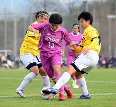 A very well known song, it has been resang many times. è—¤æžé †å¿ƒï¼'å¹´ã¶ã‚Šï½–ã¸å¥½ç™ºé€² æ± å£éŸ¿å­ãŒå…¨å›½åˆå¾—ç‚¹ ã‚µãƒƒã‚«ãƒ¼ æ—¥åˆŠã‚¹ãƒãƒ¼ãƒ„