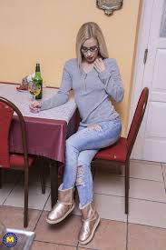 Maturenl Nesty Old Petite Mature Hotuni xxx porn pics