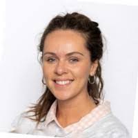 Yvonne Shepherd's Instagram, Twitter & Facebook