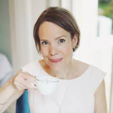 All episodes of The Gutsy Podcast with LauraAura