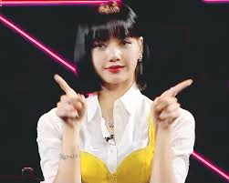 Gif Blackpink Et Lisa Gif Sur We Heart It Black Hair Kpop Blackpink Blackpink Lisa