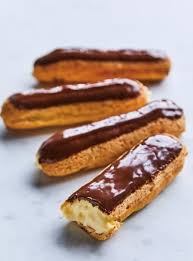 Eclairs Au Chocolat Les Meilleurs Ricardo Recipe French Desserts Chocolate Desserts Ricardo Recipe