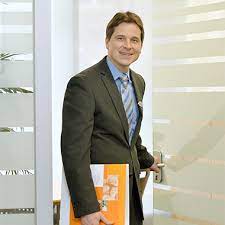 Sie möchten ein neues konto eröffnen, benötigen einen kredit oder eine baufinanzierung? Sparda Bank West Als Arbeitgeber Gehalt Karriere Benefits Kununu