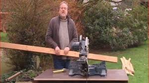 Suivez ce tutoriel étape par étape. Une Pyramide De Fraisiers Au Jardin
