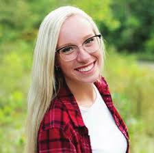 Carol Reck's Instagram, Twitter & Facebook