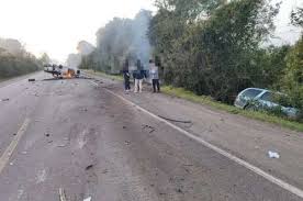 Tragédia na BR-290: Colisão entre três veículos deixa um morto e dois feridos em Pantano Grande