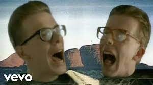 The Proclaimers I M On My Way Youtube The Proclaimers I Tunes Singer