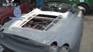 Spanish police have arrested three people for allegedly building and selling counterfeit ferrari sports cars based on toyota vehicles. Shop Busted For Selling Fake Ferraris And Lamborghinis In Spain
