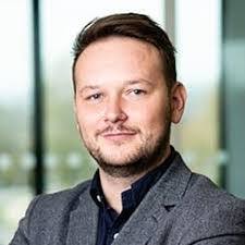 Jonathan Hopper's Instagram, Twitter & Facebook