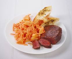 Steak Mit Mohren Mandarinen Salat Rezept Essen Und Trinken Kochen Und Backen Rezepte