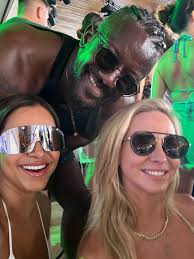 Christina White (@thechristinawhite) • Instagram photos and videos