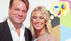 Stoppa pressarna kan nu avslöja att peg parneviks och filip lamprechts relation har tagit allvarlig skada av alla otrohetsrykten. Penny Parnevik Om Douglas Murray Och Barn