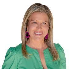 Amanda Harbin's Instagram, Twitter & Facebook