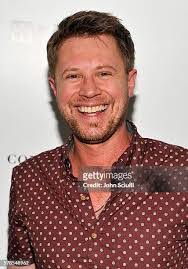 Erik Eriksen's Instagram, Twitter & Facebook