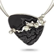 Debra Adelson — Ornament Magazine