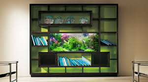 Letakkanlah aquarium kesayanganmu sebagai sekat ruang. Mari Desain Rak Barang Simpel Serbaguna Inspirasi Gambar
