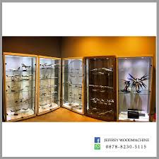 Creova full kaca lemari display. Jeffrey Woodmachine Specialist Custom Rak Pajangan Display Kolektor Hot Toys Spesialis Lemari Pajang Kaca Lemari Display Kaca Termurah Dan Terlengkap Di Jakarta