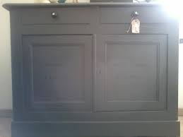 Elles sont aujourd'hui chez nos clients mais elles nous parlent encore. Buffet Repeint En Gris Fonce Mobilier De Salon Meubles Peints Renovation Meuble