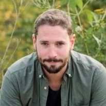 Male housemates in Hamilton, ON