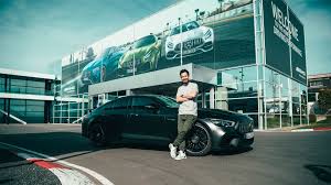 Michael kenji shinoda (篠田 賢治, shinoda kenji) (/ʃɪˈnoʊdə/, born february 11, 1977) is an american musician, rapper, singer, songwiter, record producer, and graphic designer. Mike Shinoda In Affalterbach