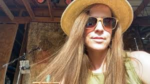 Kathie Shaw's Instagram, Twitter & Facebook