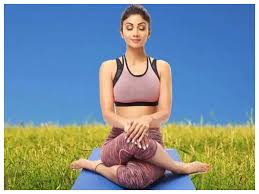 shilpa shettys easy yoga and diet tips to lose weight the