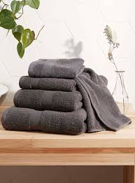 Our luxury cotton bath towels are available to buy online in a range of colours and styles, whether you desire resort luxury at home, something practical yet luxurious, or simply the best cotton towel on the market. Bath Towels Towel Sets Bathroom Simons
